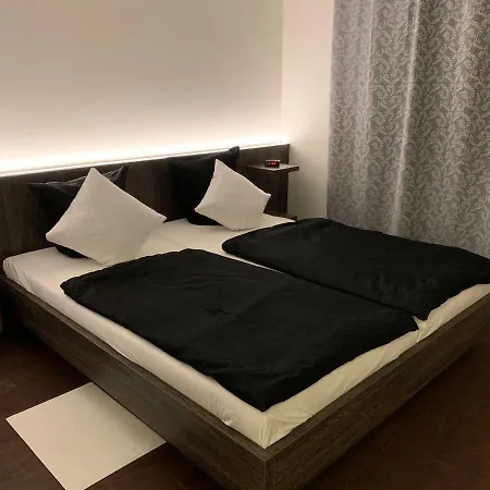 Rezidence U Muzea Apartment Prag